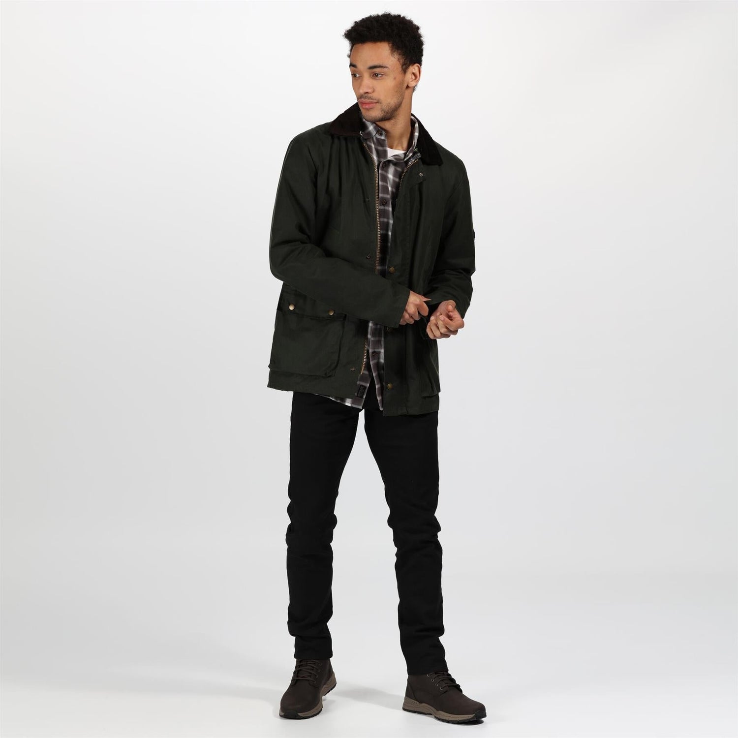 Regatta Mens Country Water Repellent Collared Full Zip Classic Coat - Just £39.99! Shop now at Warwickshire Clothing.