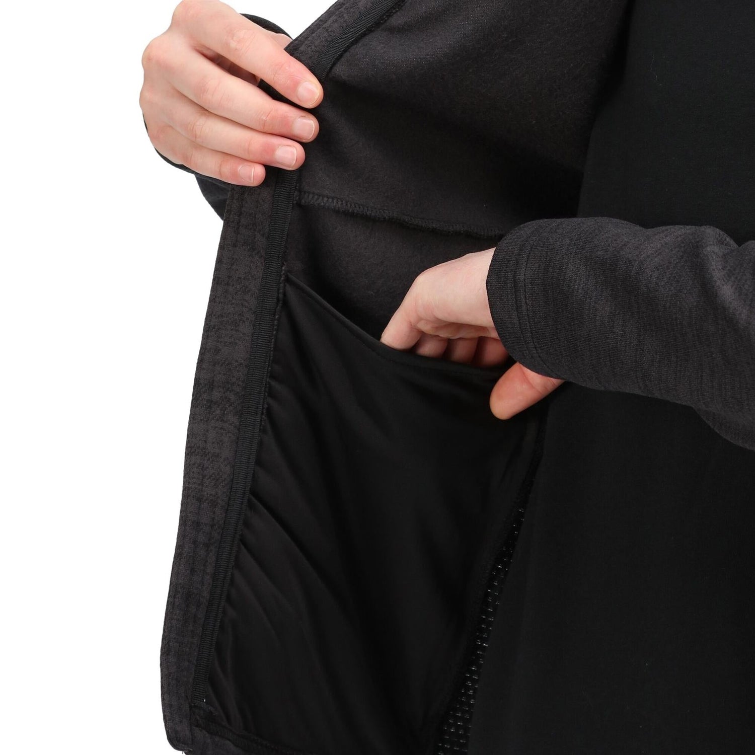 Regatta Farson Mens Softshell Jacket - Just £24.99! Shop now at Warwickshire Clothing.