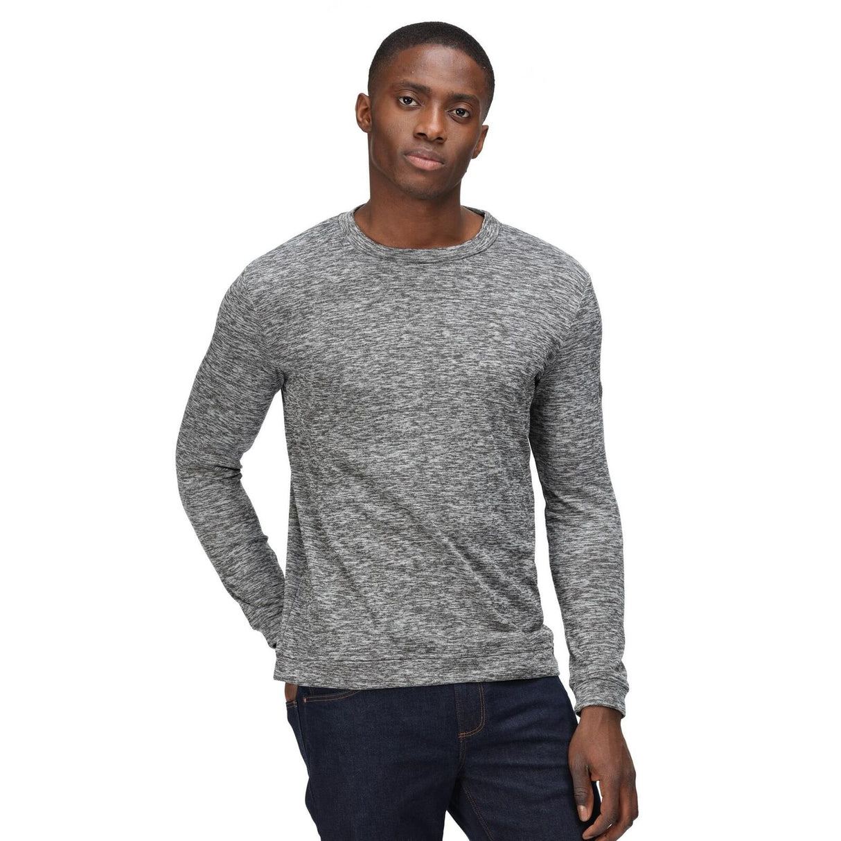 Regatta Leith Mens Crew Neck Sweatshirt Top Crew Neck - Just £15.95! Shop now at Warwickshire Clothing.