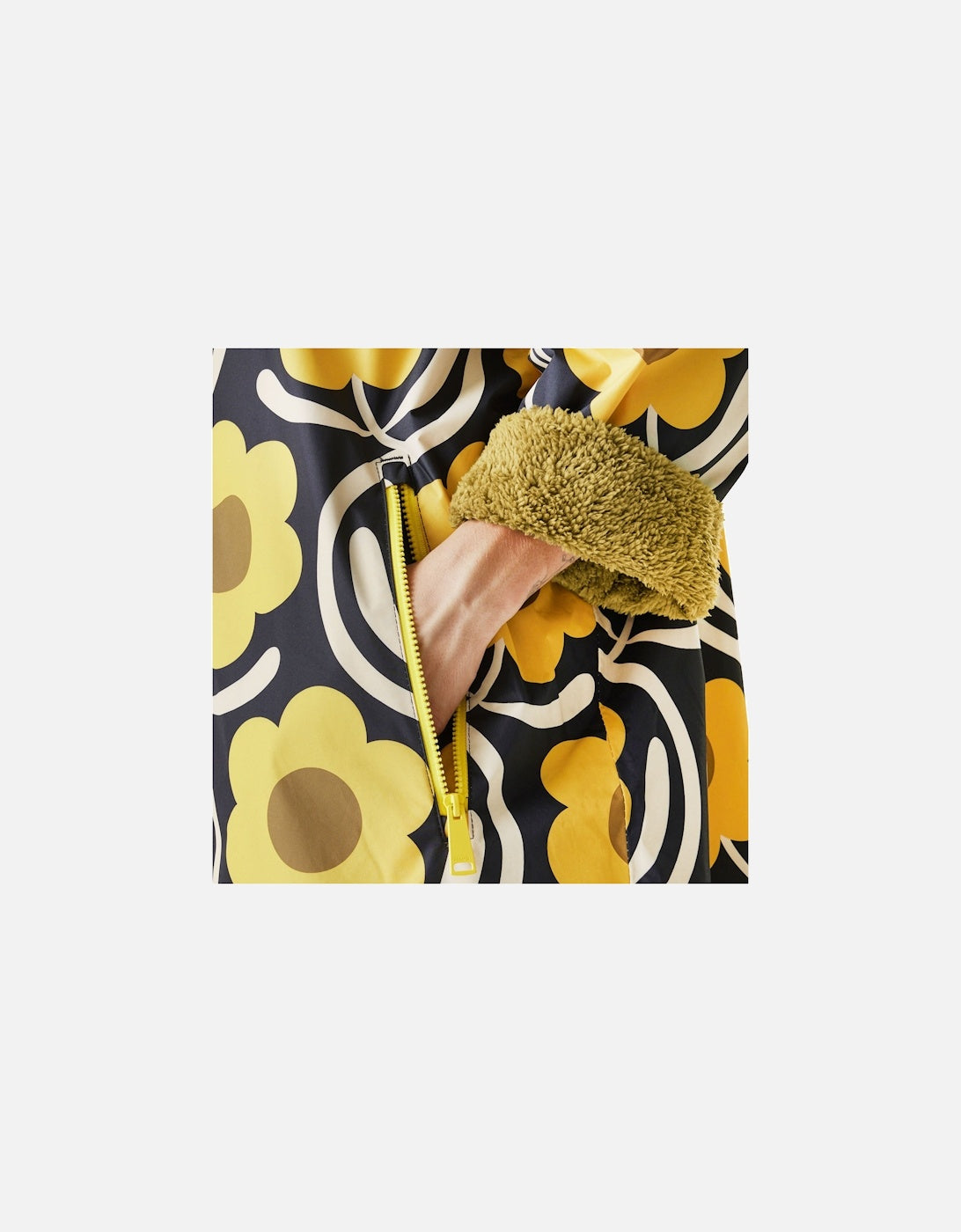 Regatta Womens Orla Kiely Waterproof Fleece Lined Changing Robe - Just £54.99! Shop now at Warwickshire Clothing.