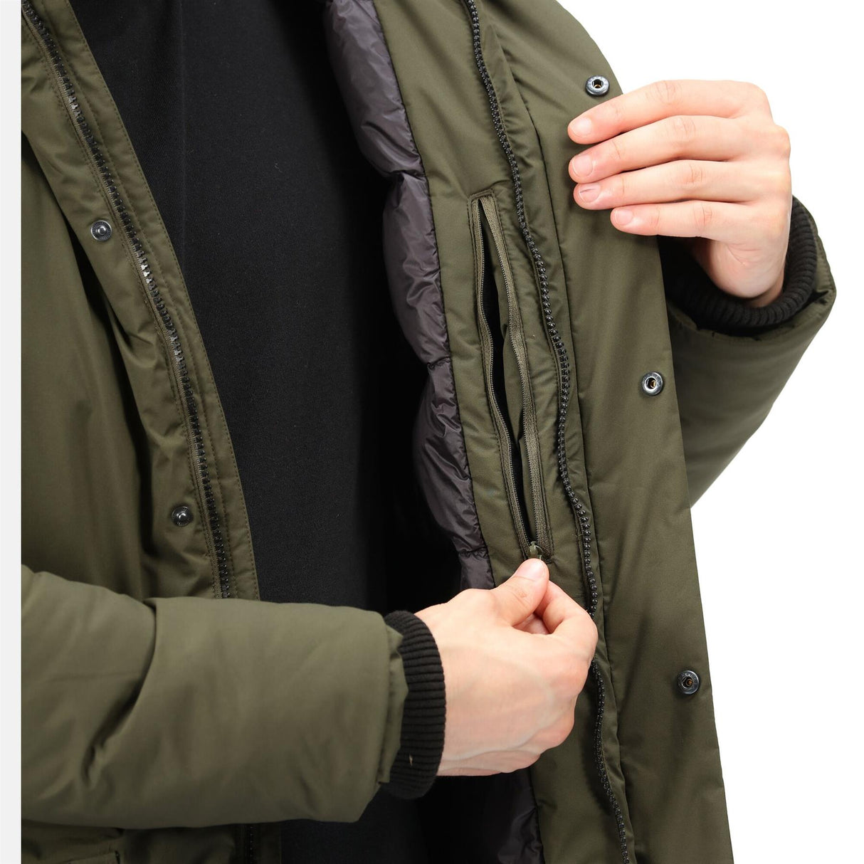 Regatta Men's Yewbank Waterproof Insulated Parka Jacket - Just $54.99! Shop now at Warwickshire Clothing. Free Dellivery.