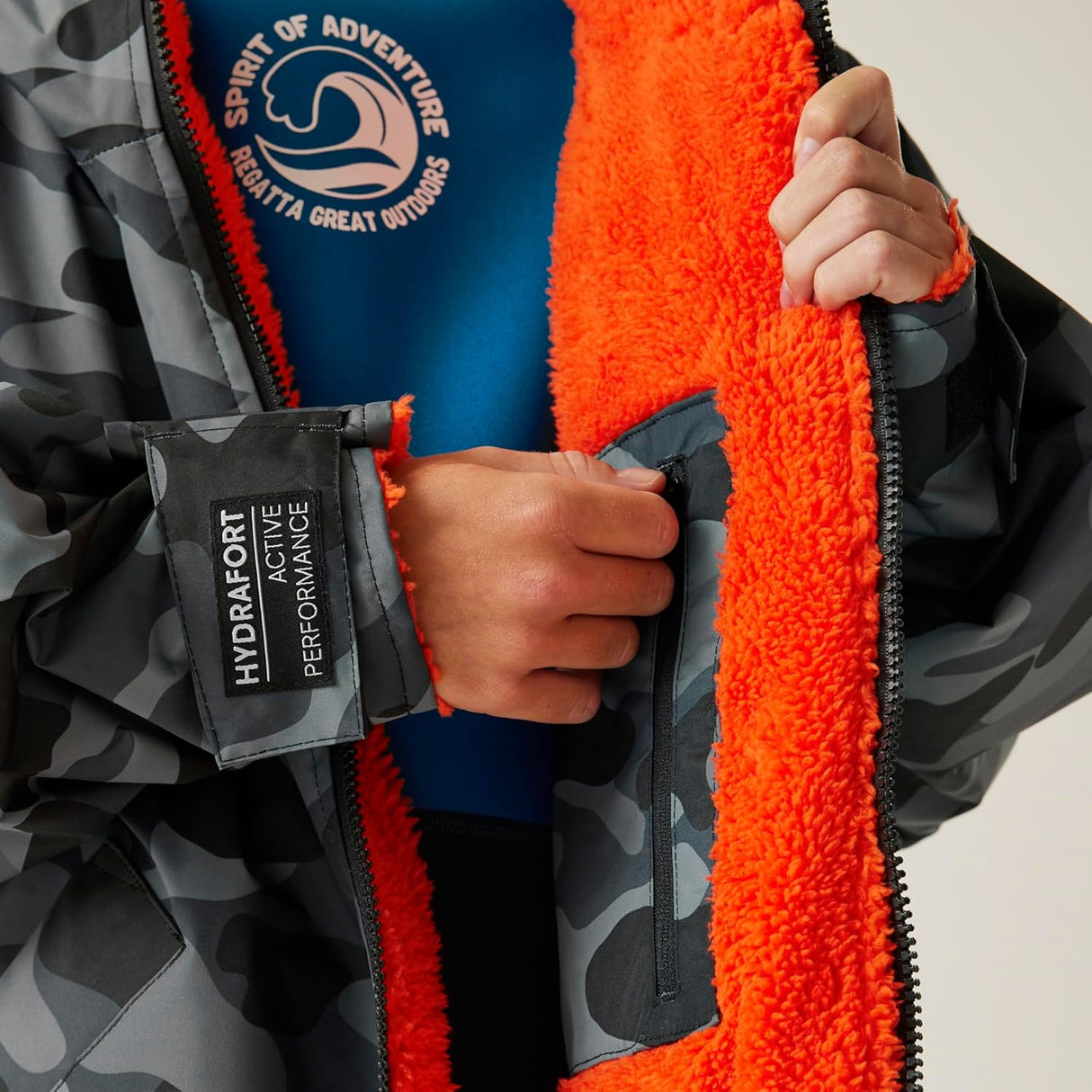 Regatta Junior Waterproof Changing Robe