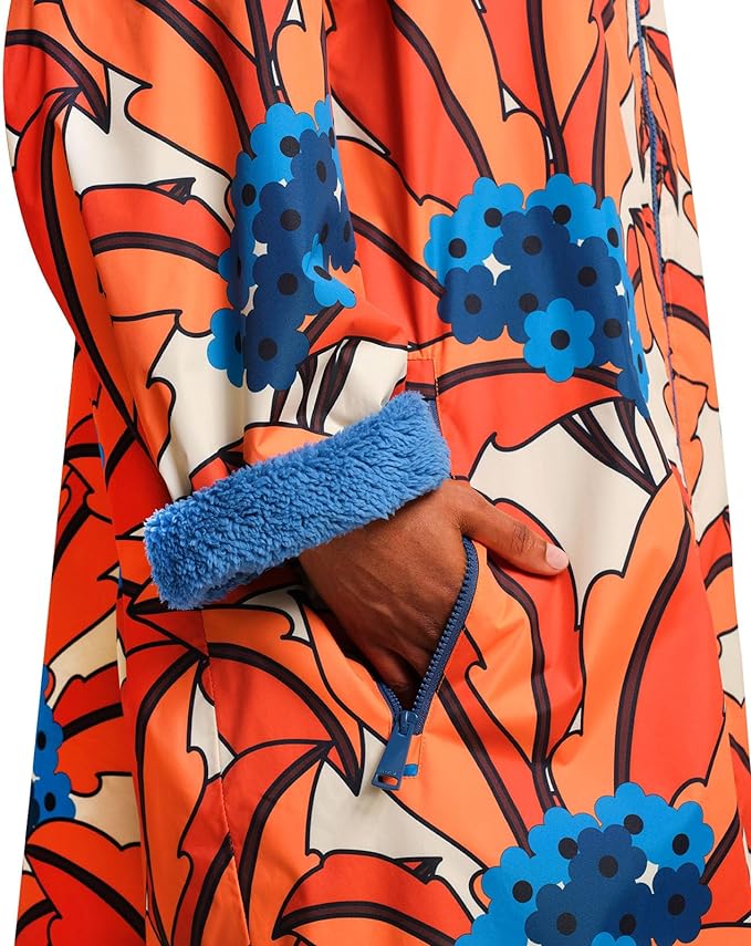 Regatta Orla Kiely Changing Robe - Just £54.99! Shop now at Warwickshire Clothing.