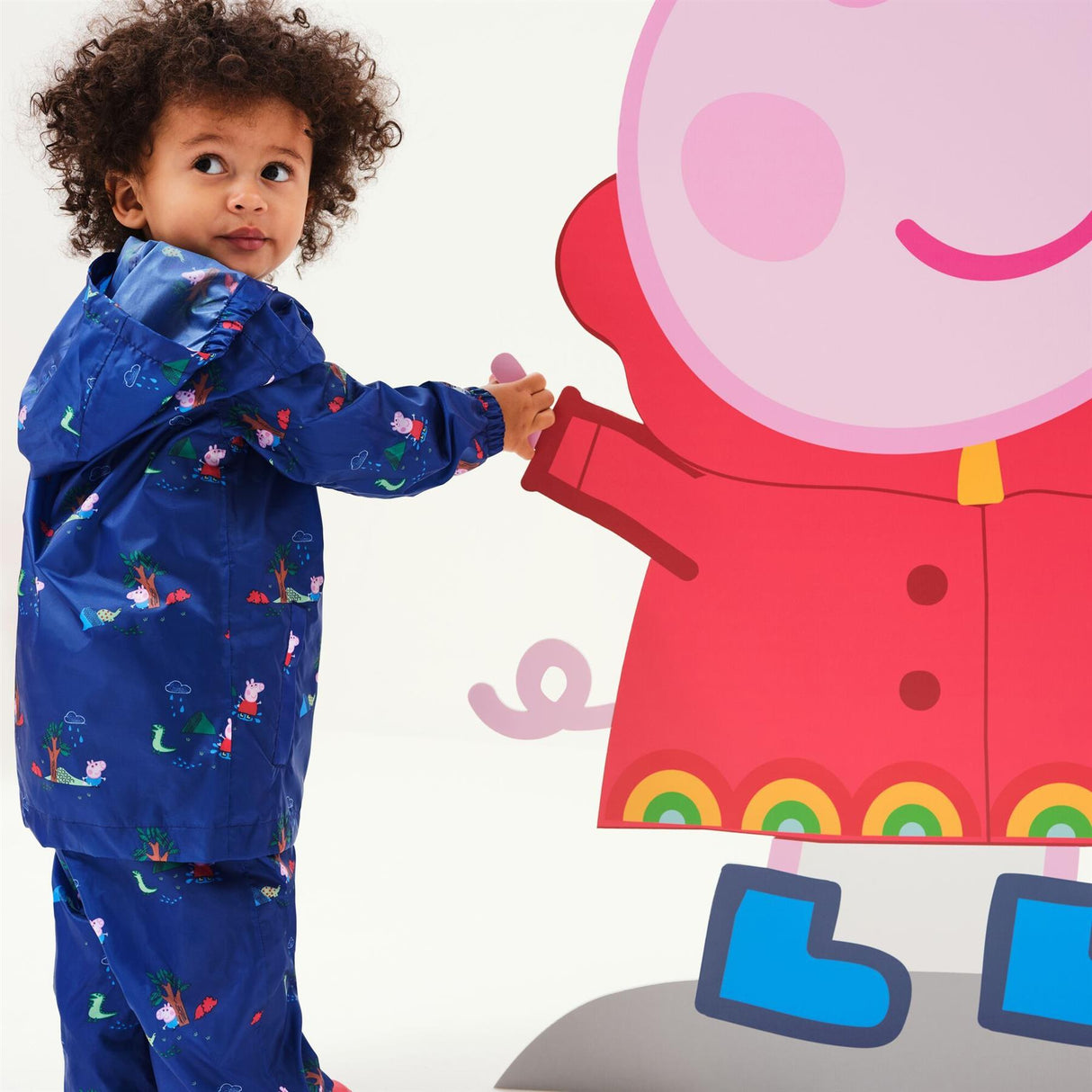 Regatta Kids Peppa Pig Waterproof Hooded Packable Pack-It Jacket Boys Girls - Just £16.99! Shop now at Warwickshire Clothing.