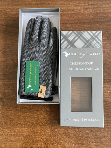 House Of Tweed Mens Herringbone Soft Gloves One Size - Just £14.99! Shop now at Warwickshire Clothing.