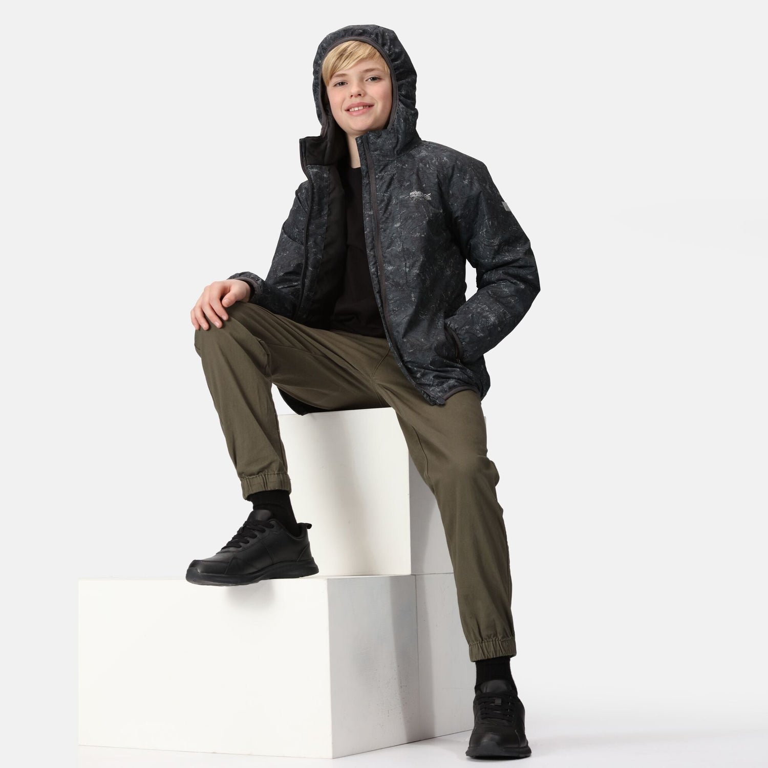 Regatta Kids Volcanics Reflective Jacket VII - Just £24.99! Shop now at Warwickshire Clothing.