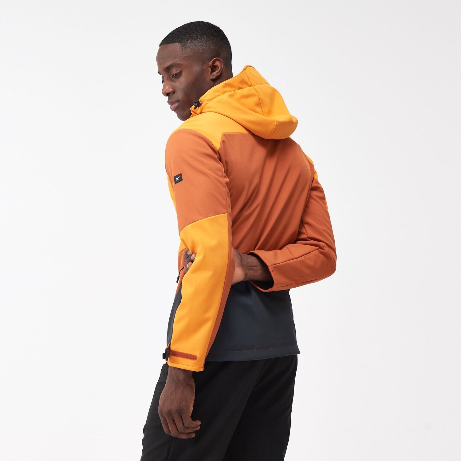 Regatta Men's Hewitts IX Softshell Jacket - Just £39.99! Shop now at Warwickshire Clothing.