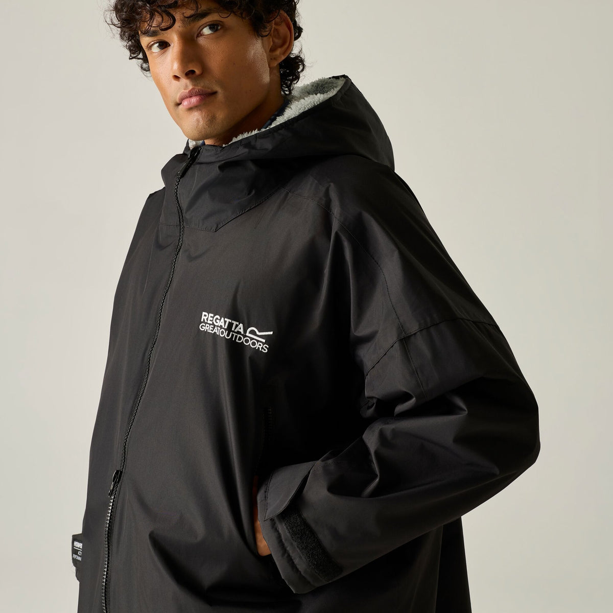Adult's Waterproof Changing Robe Black