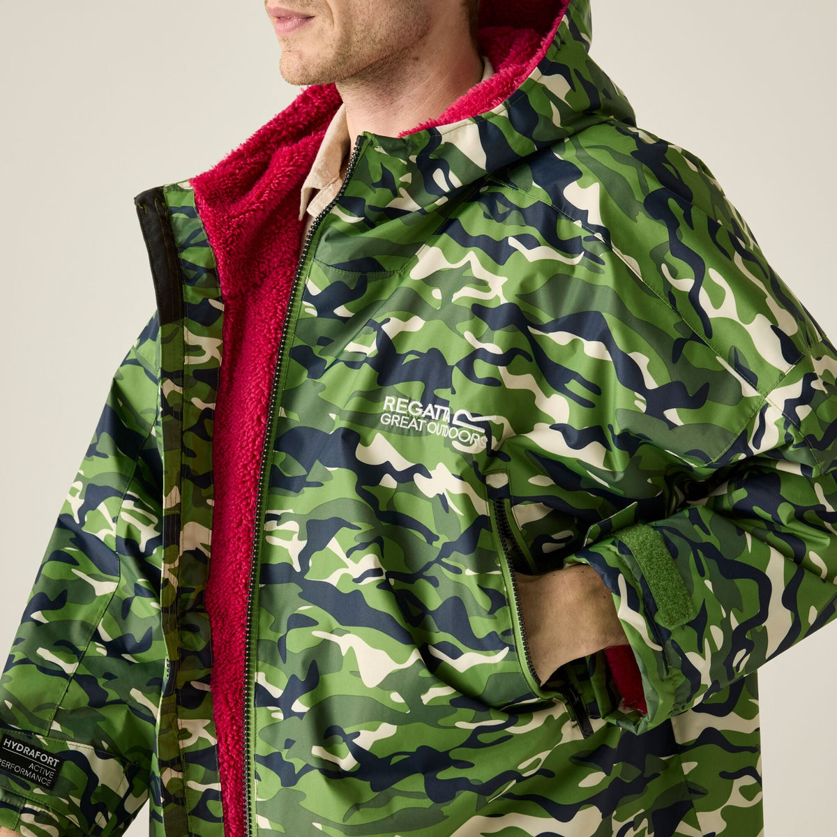 Adult's Waterproof Changing Robe Cactus Camo