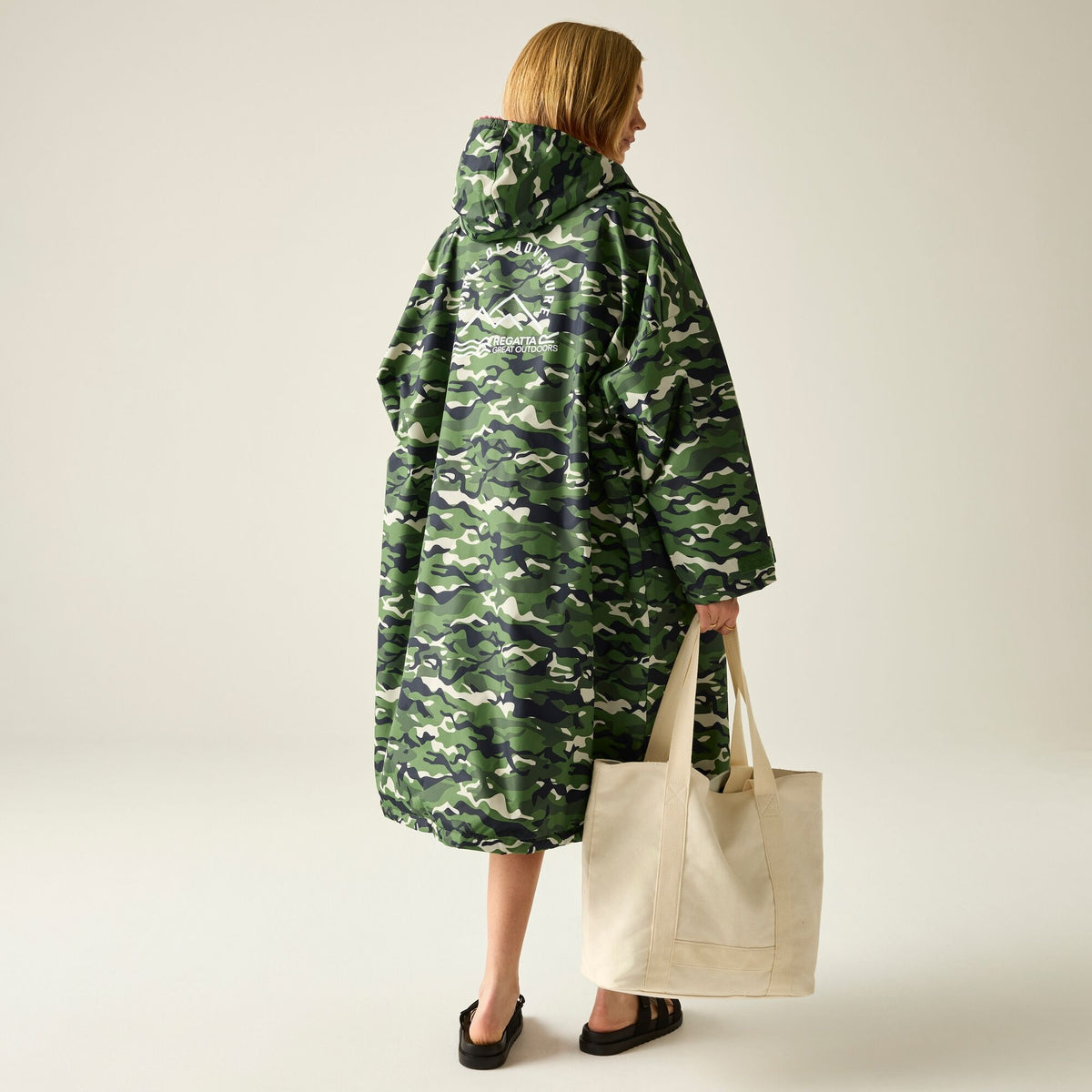 Adult's Waterproof Changing Robe Cactus Camo