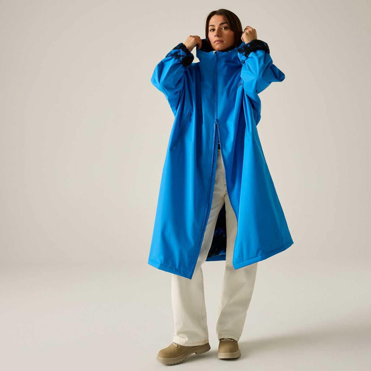 Adult's Waterproof Changing Robe Sonic Blue Sketch Camo
