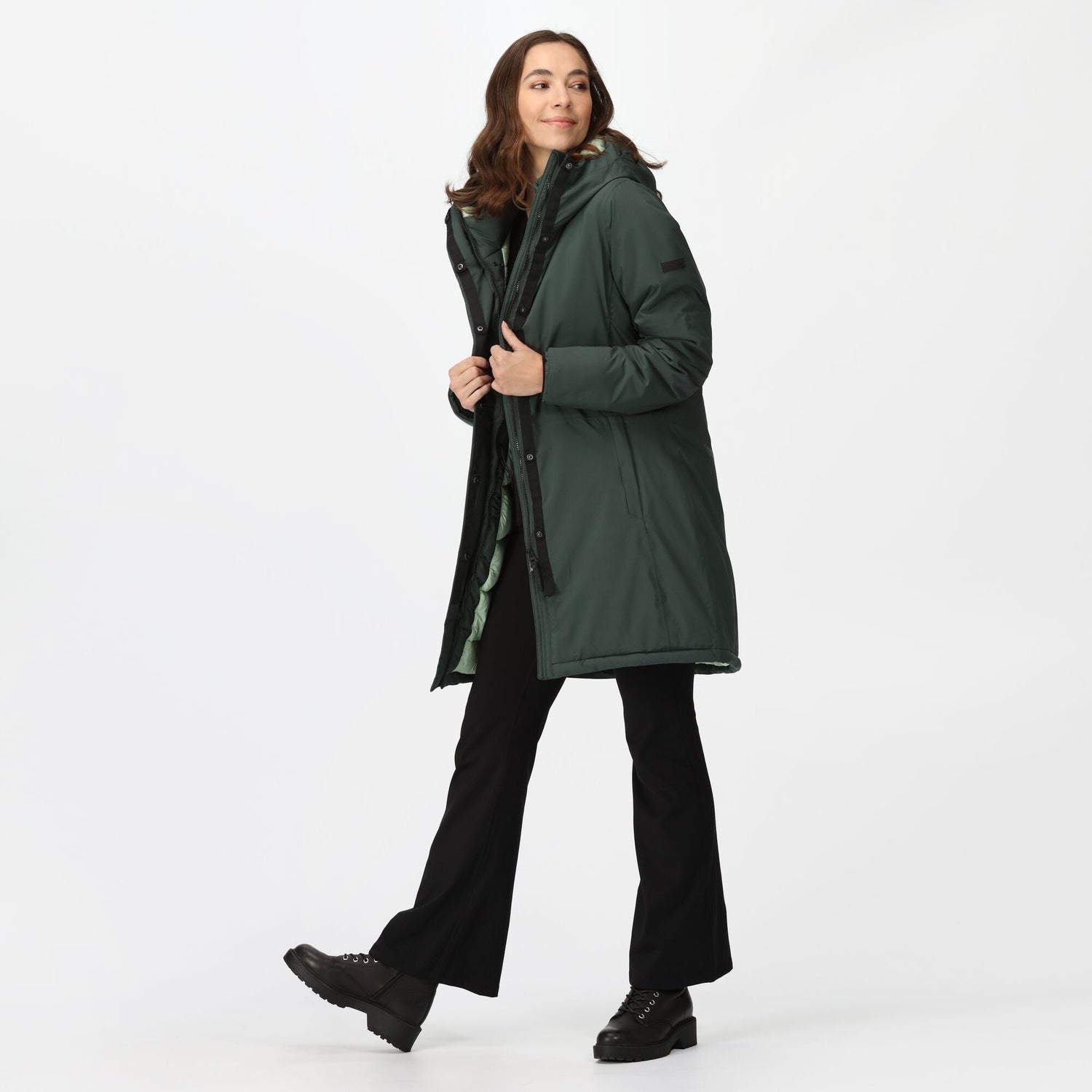 Regatta Women's Yewbank III Waterproof Jacket - Just £59.99! Shop now at Warwickshire Clothing.