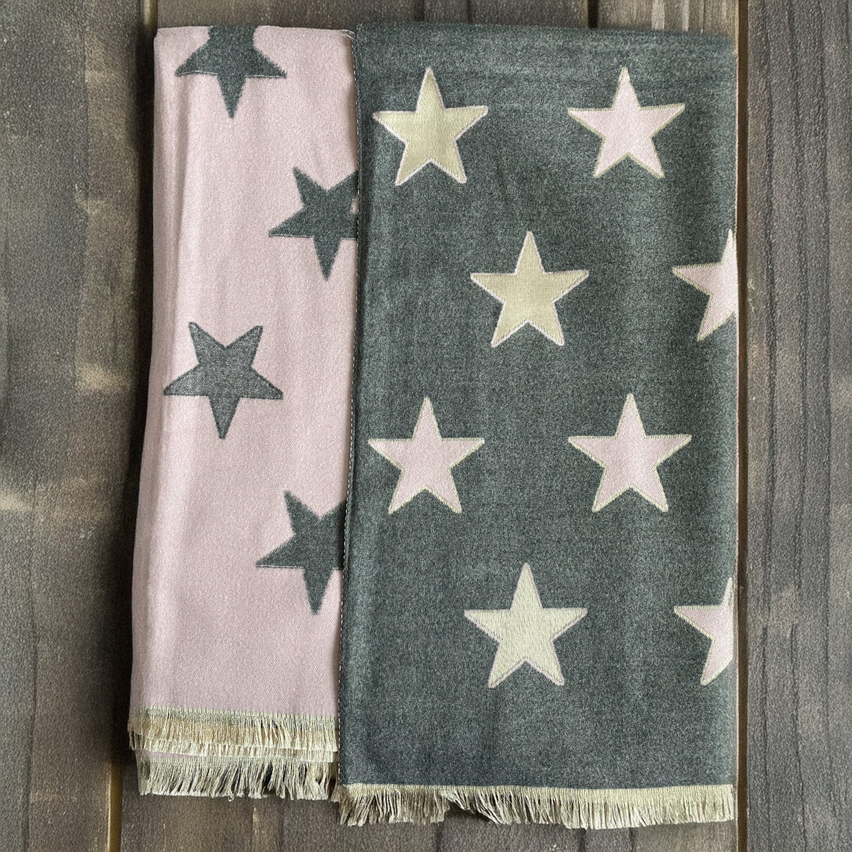 House of Tweed Ladies Womens Scarf - Stars - Just £14.99! Shop now at Warwickshire Clothing.