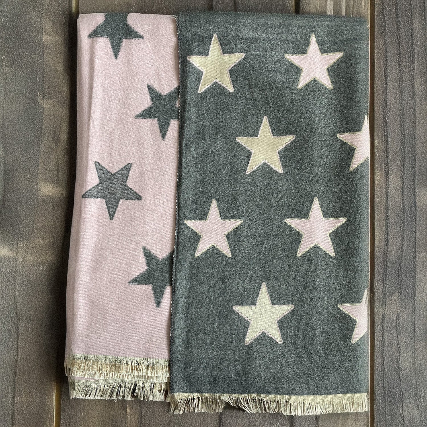 House of Tweed Ladies Womens Scarf - Stars - Just £14.99! Shop now at Warwickshire Clothing.