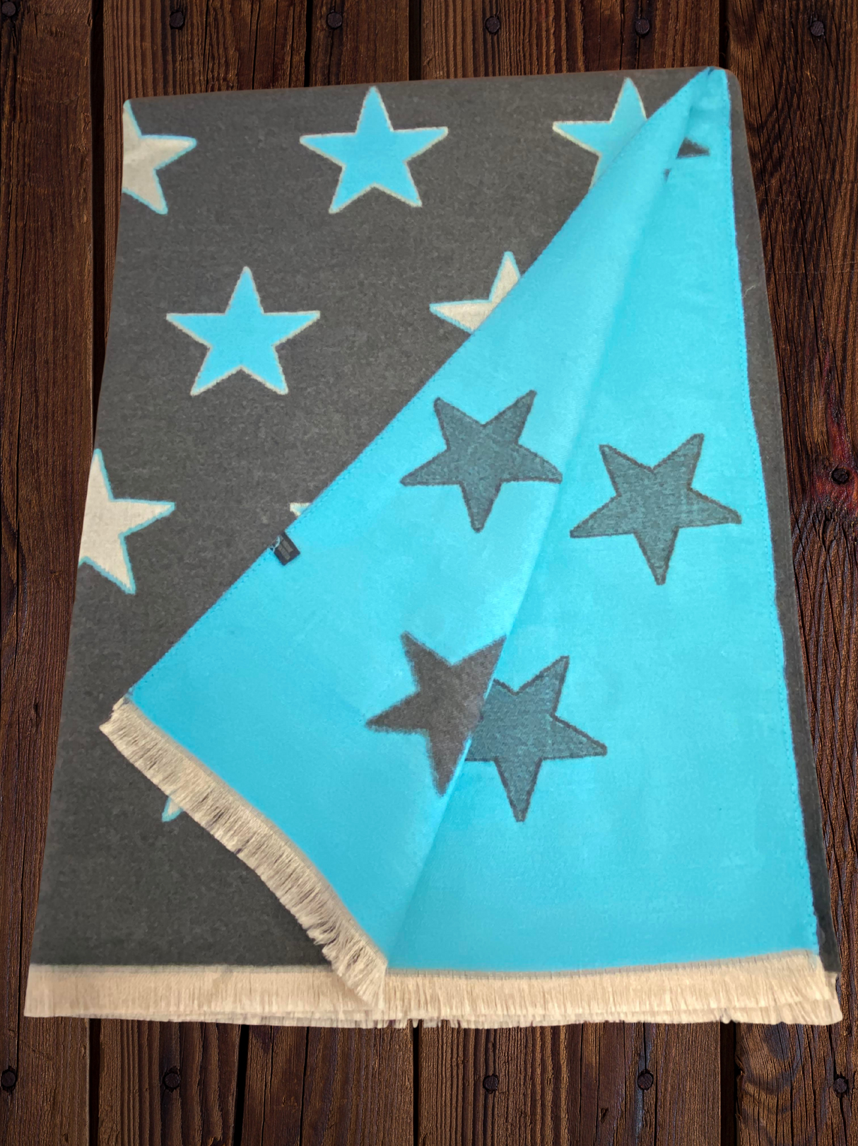 House of Tweed Ladies Womens Scarf - Stars - Just £14.99! Shop now at Warwickshire Clothing.