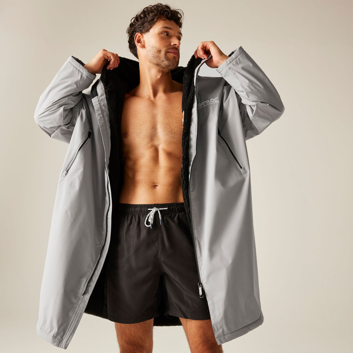 Regatta Waterproof Changing Robe - Windproof Outdoor Robe with Fleece Lining