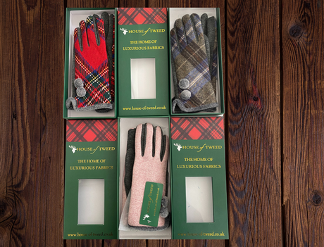 House Of Tweed Ladies Tartan Check Soft Gloves One Size - Just £14.99! Shop now at Warwickshire Clothing.