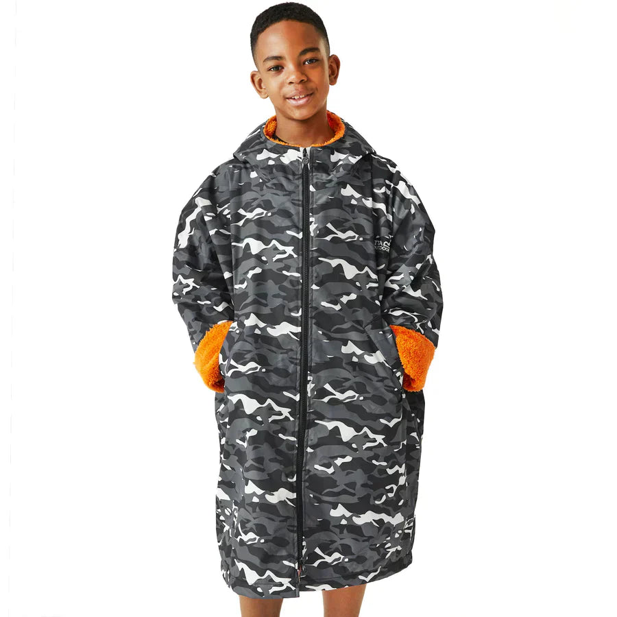 Regatta Kids Spirit Of Adventure Waterproof Changing Robe - Just £29.99! Shop now at Warwickshire Clothing.