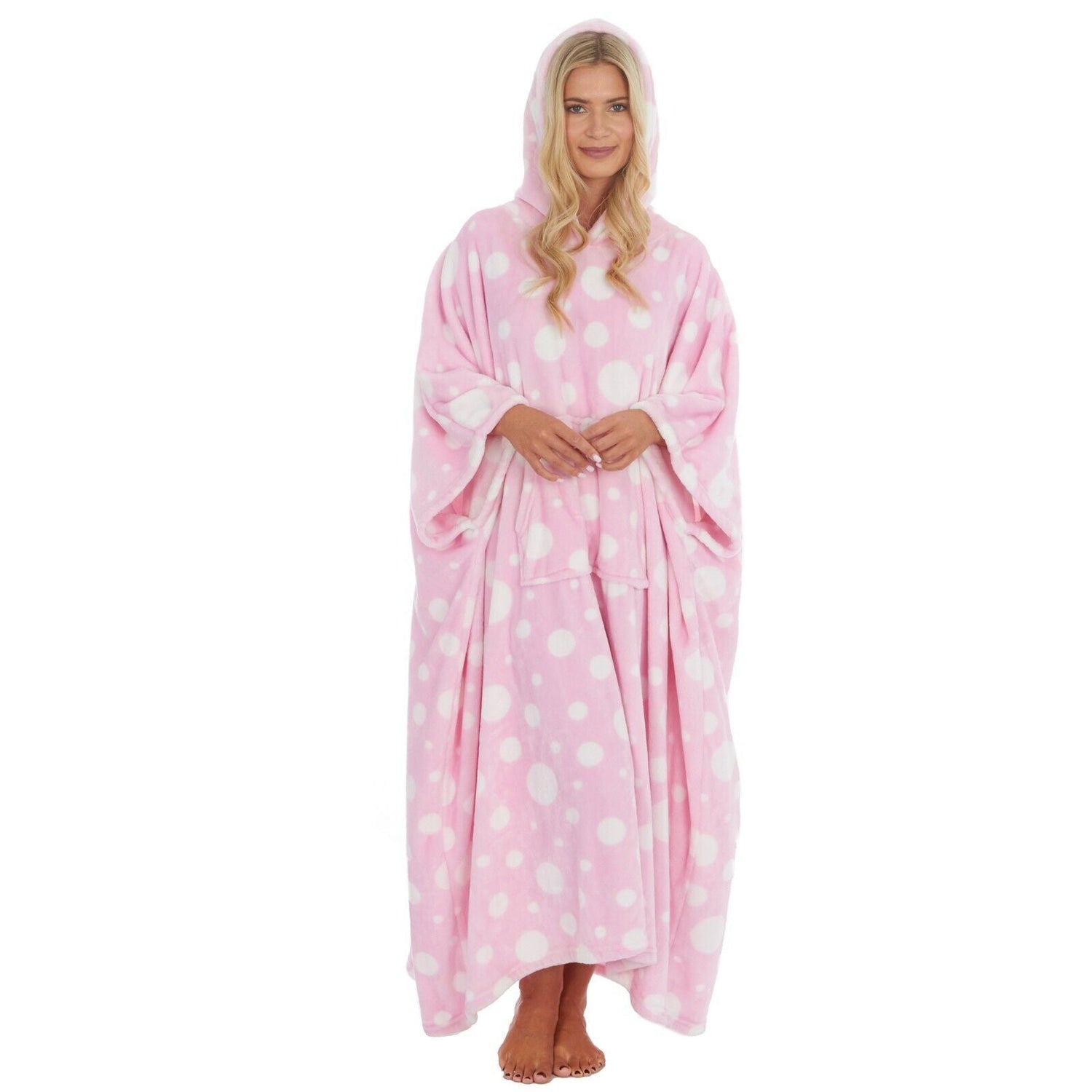 Cosy & Snug Oversized Fleece Blanket with Hood - Just £19.99! Shop now at Warwickshire Clothing.