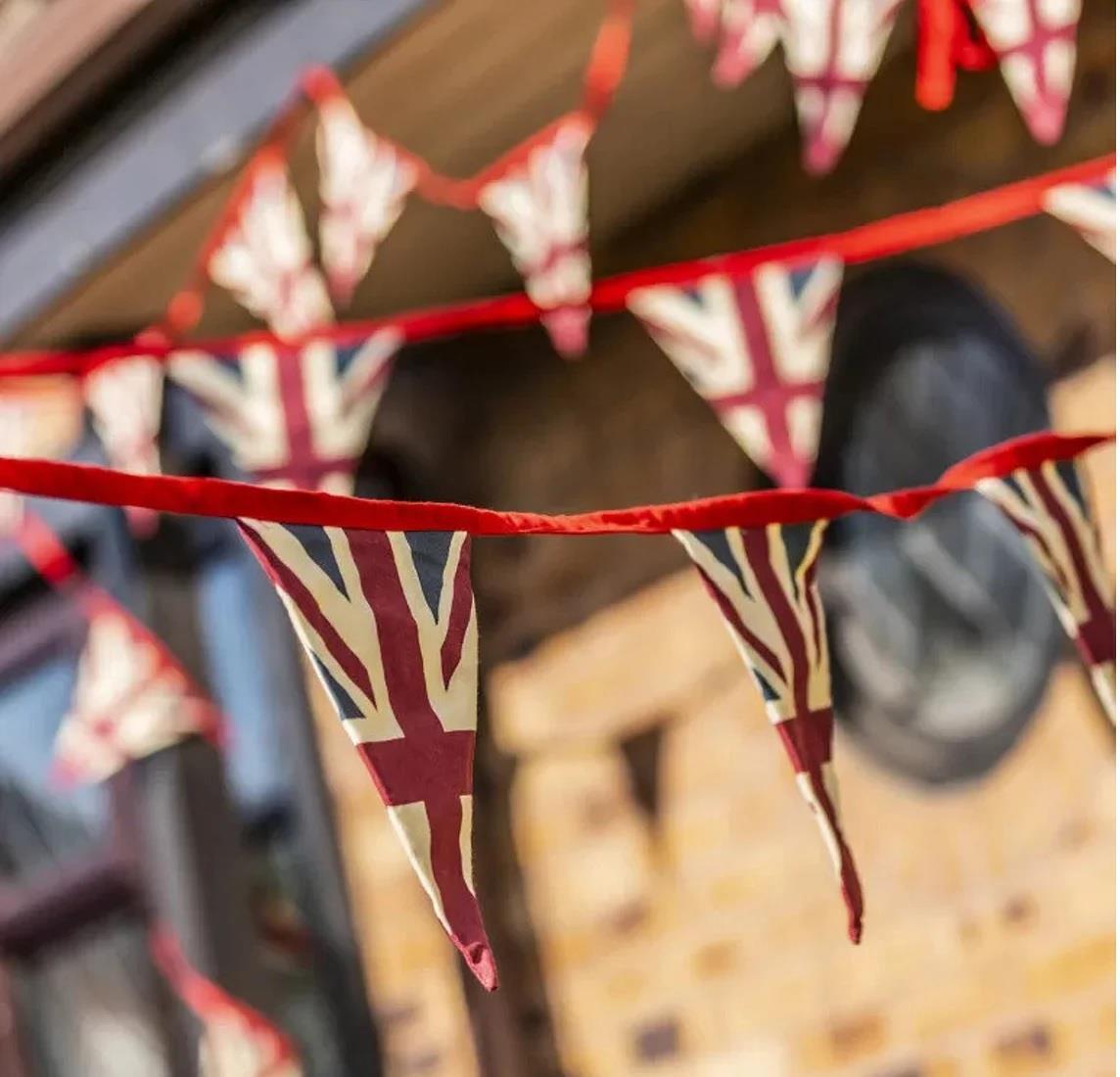 British Union Jack Vintage Flag Bunting - Perfect for Patriotic Decor! - Just £7.99! Shop now at Warwickshire Clothing.