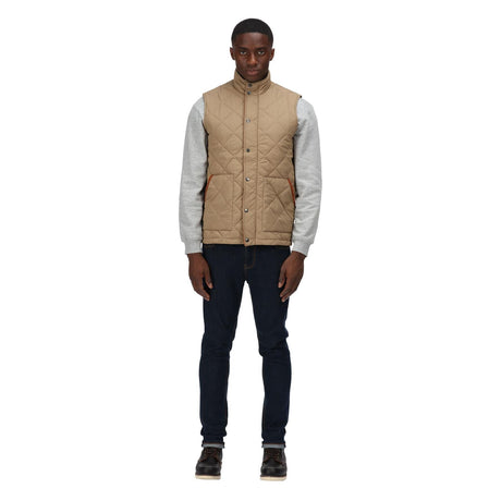 Regatta Mens Londyn Quilted Insulated Bodywarmer - Just £29.99! Shop now at Warwickshire Clothing. 