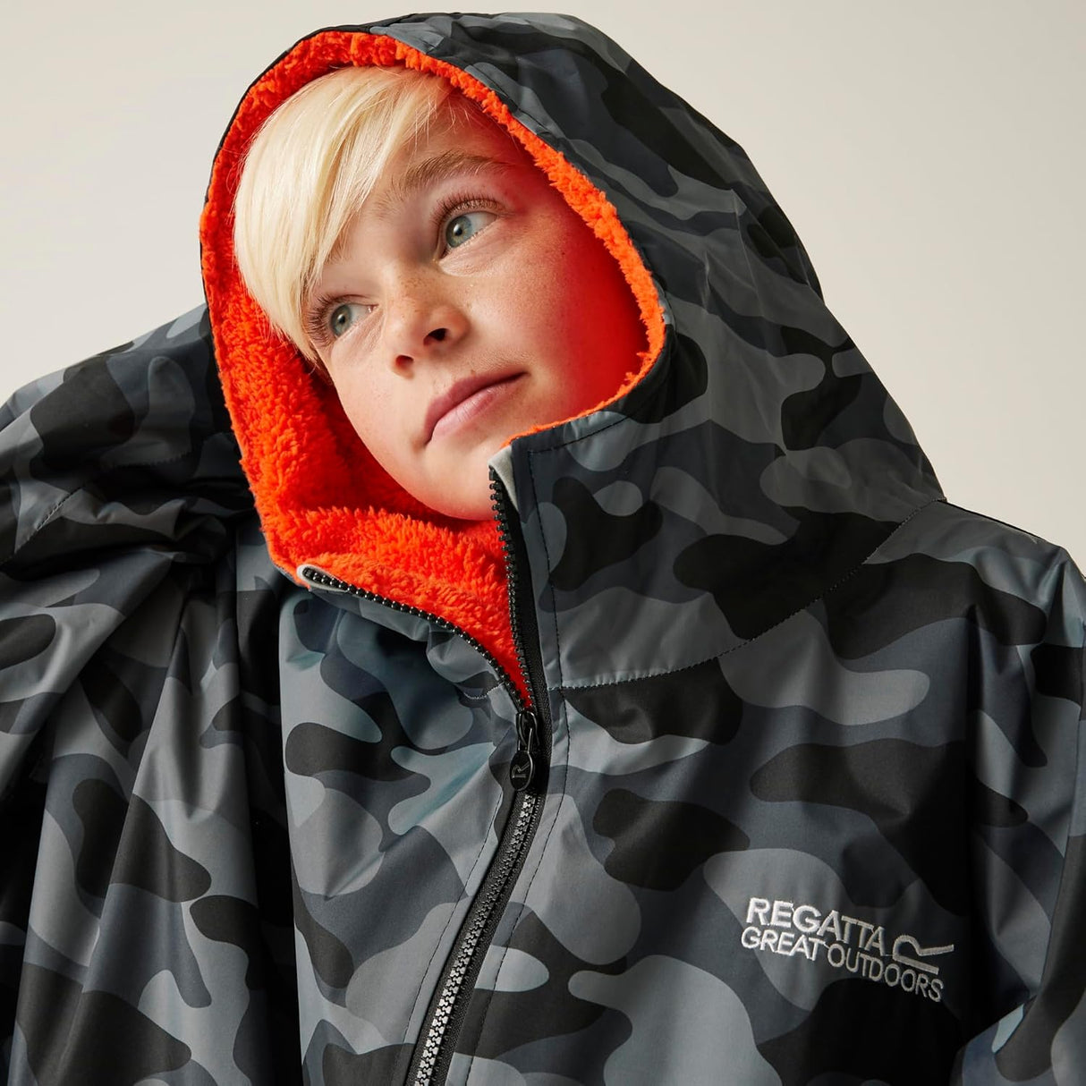 Regatta Junior Waterproof Changing Robe