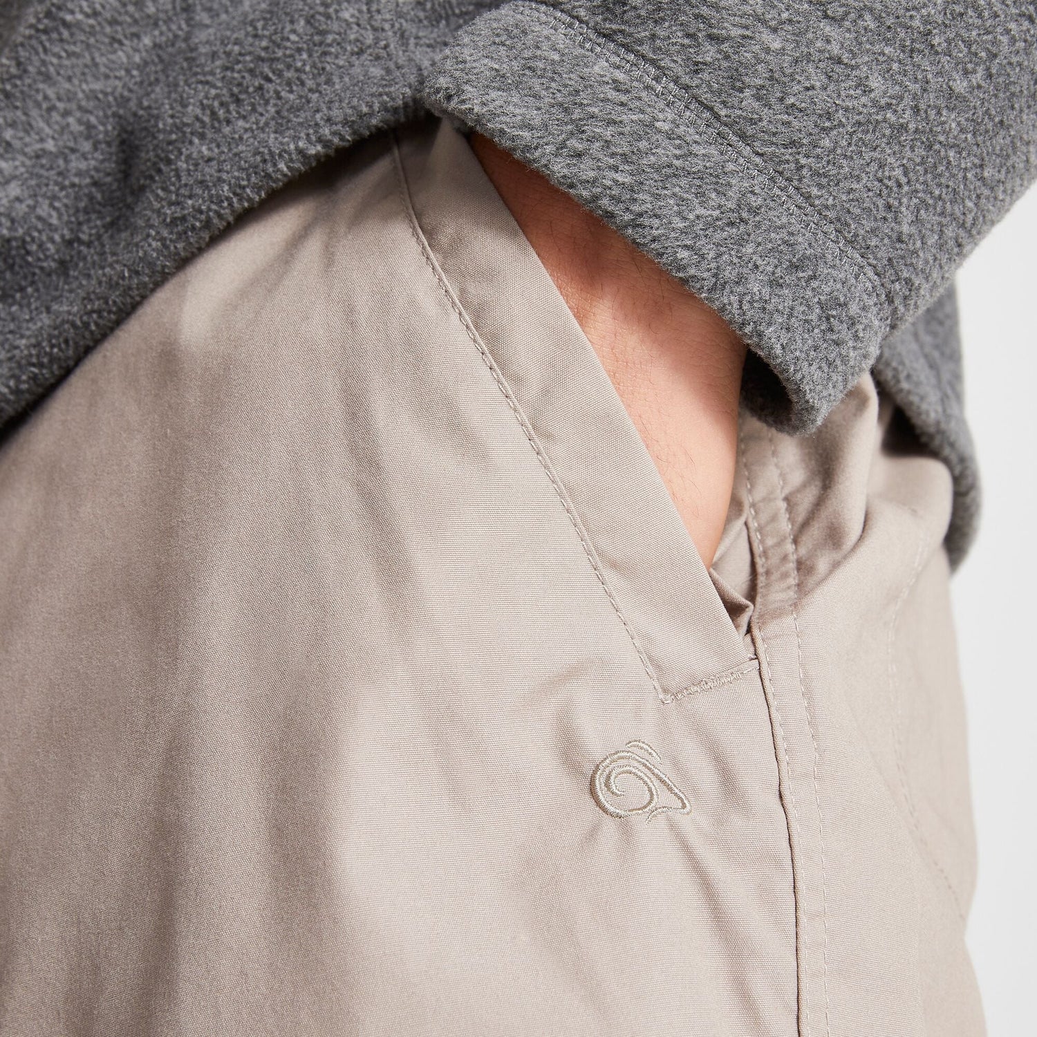 Craghoppers Mens Kiwi Zip Off Convertible Nosi Trousers - Just £39.99! Shop now at Warwickshire Clothing. 