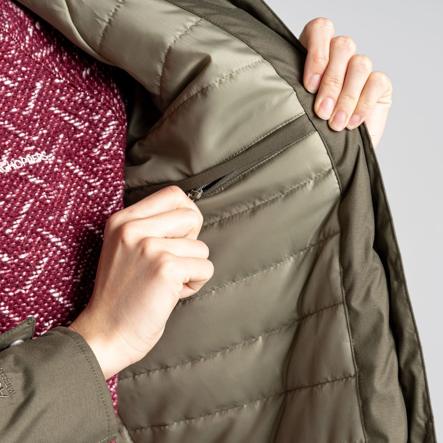 Craghoppers Women's Caithness AquaDry Waterproof Jacket - Just £64.99! Shop now at Warwickshire Clothing. 