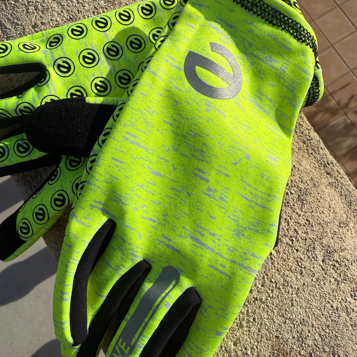 eGLOVE Run Gloves – Yellow | Touchscreen Running Gloves