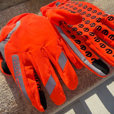 eGLOVE Hi-Vis Run Gloves – Fluoro Orange | Reflective Touchscreen Running Gloves