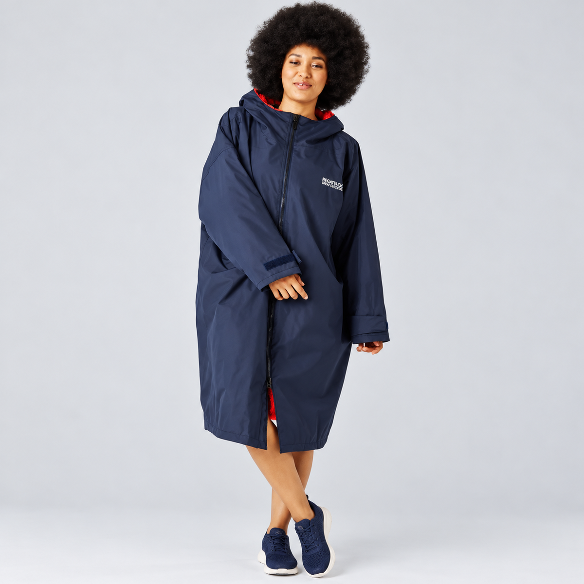 Regatta Adult's Waterproof Changing Robe | Navy