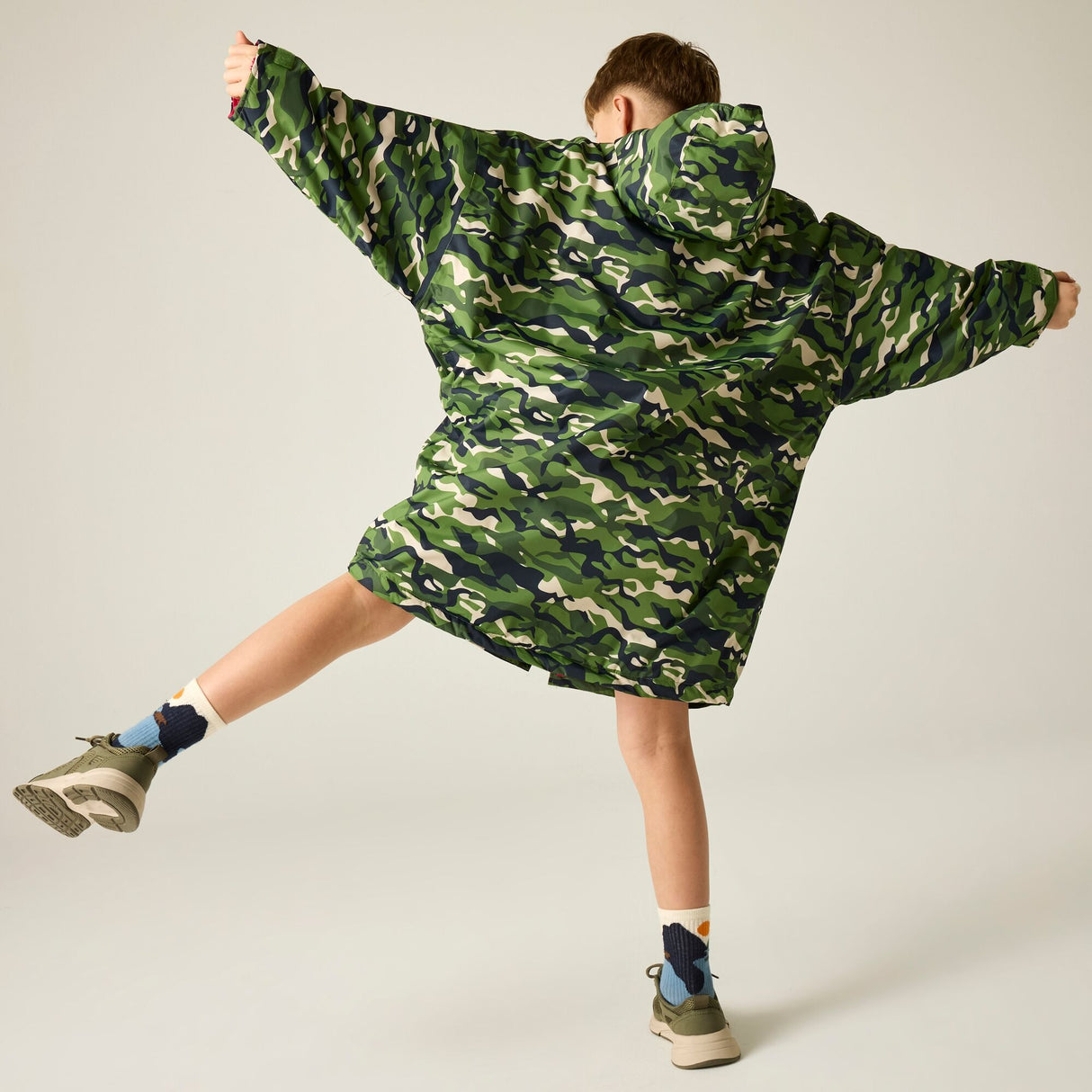 Regatta Junior Waterproof Changing Robe