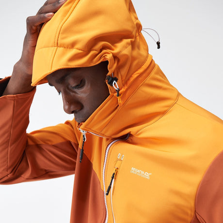 Regatta Men's Hewitts IX Softshell Jacket - Just £39.99! Shop now at Warwickshire Clothing. 