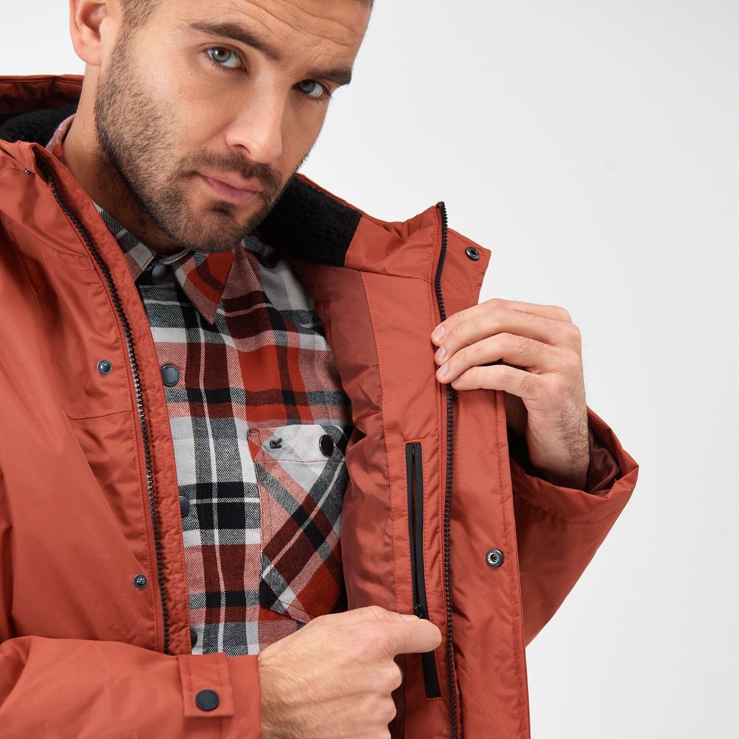 Regatta Men's Sterlings IV Waterproof Jacket - Just £49.99! Shop now at Warwickshire Clothing. 