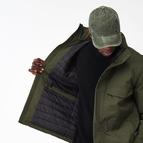 Regatta Men's Esteve Waterproof Jacket - Just £60! Shop now at Warwickshire Clothing. 