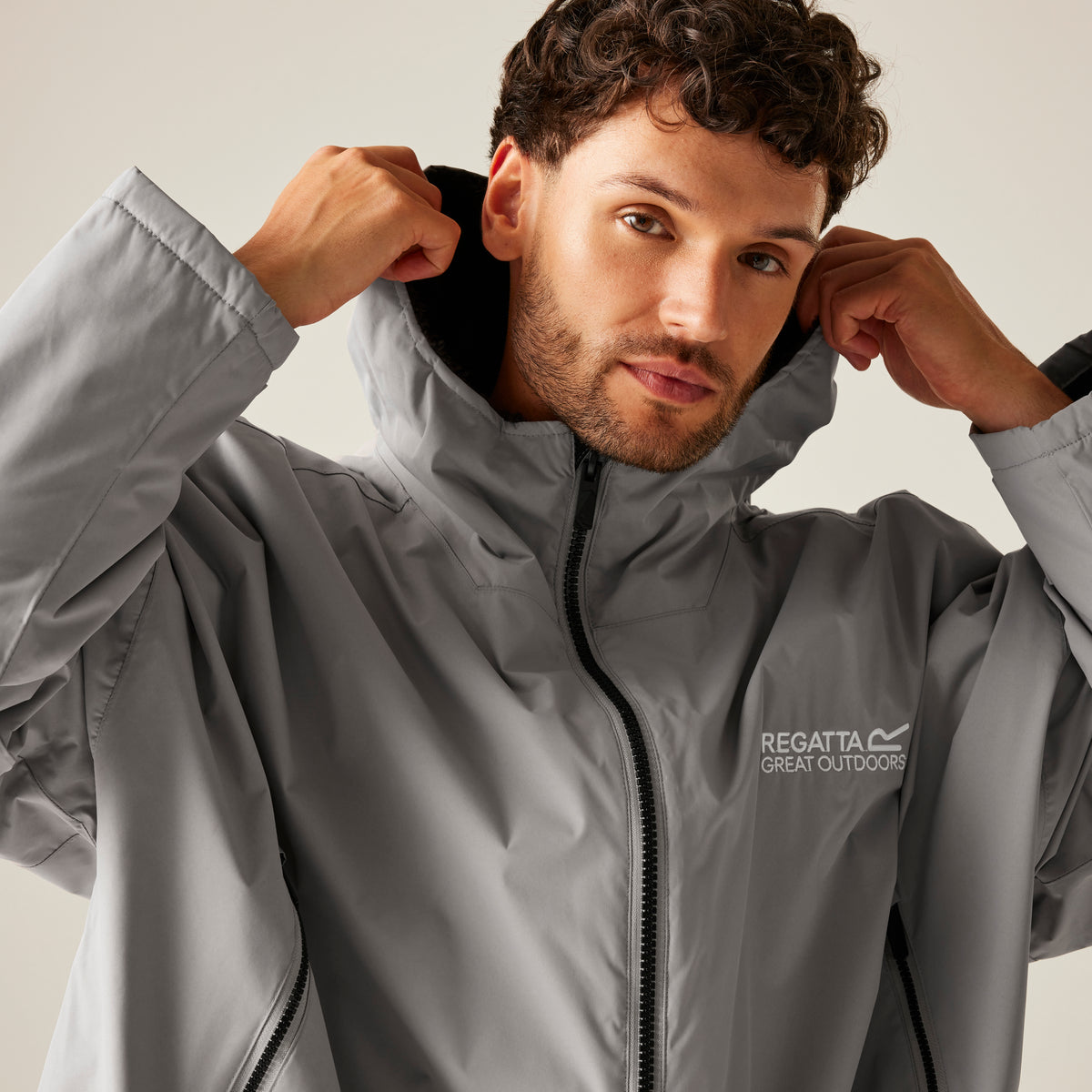 Regatta Adult's Waterproof Changing Robe | Mineral Grey