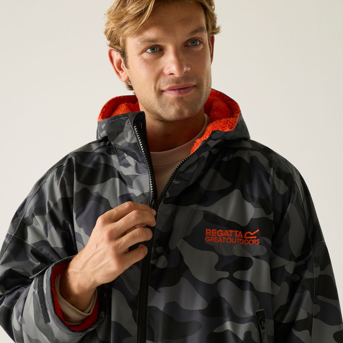 Adult's Waterproof Changing Robe | Grey