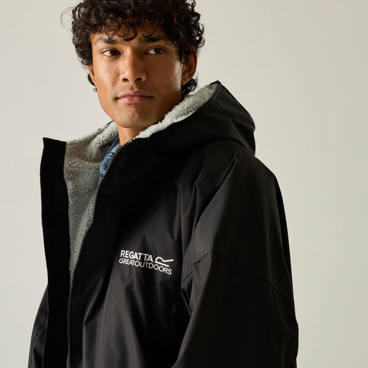 Adult's Waterproof Changing Robe Black