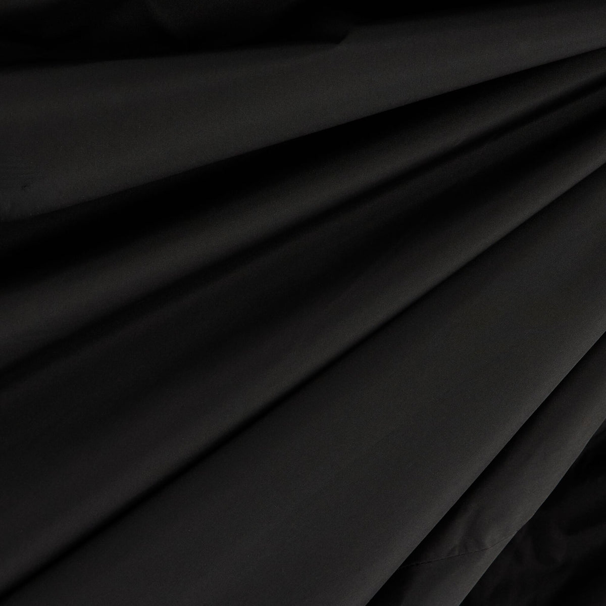 Adult's Waterproof Changing Robe Black