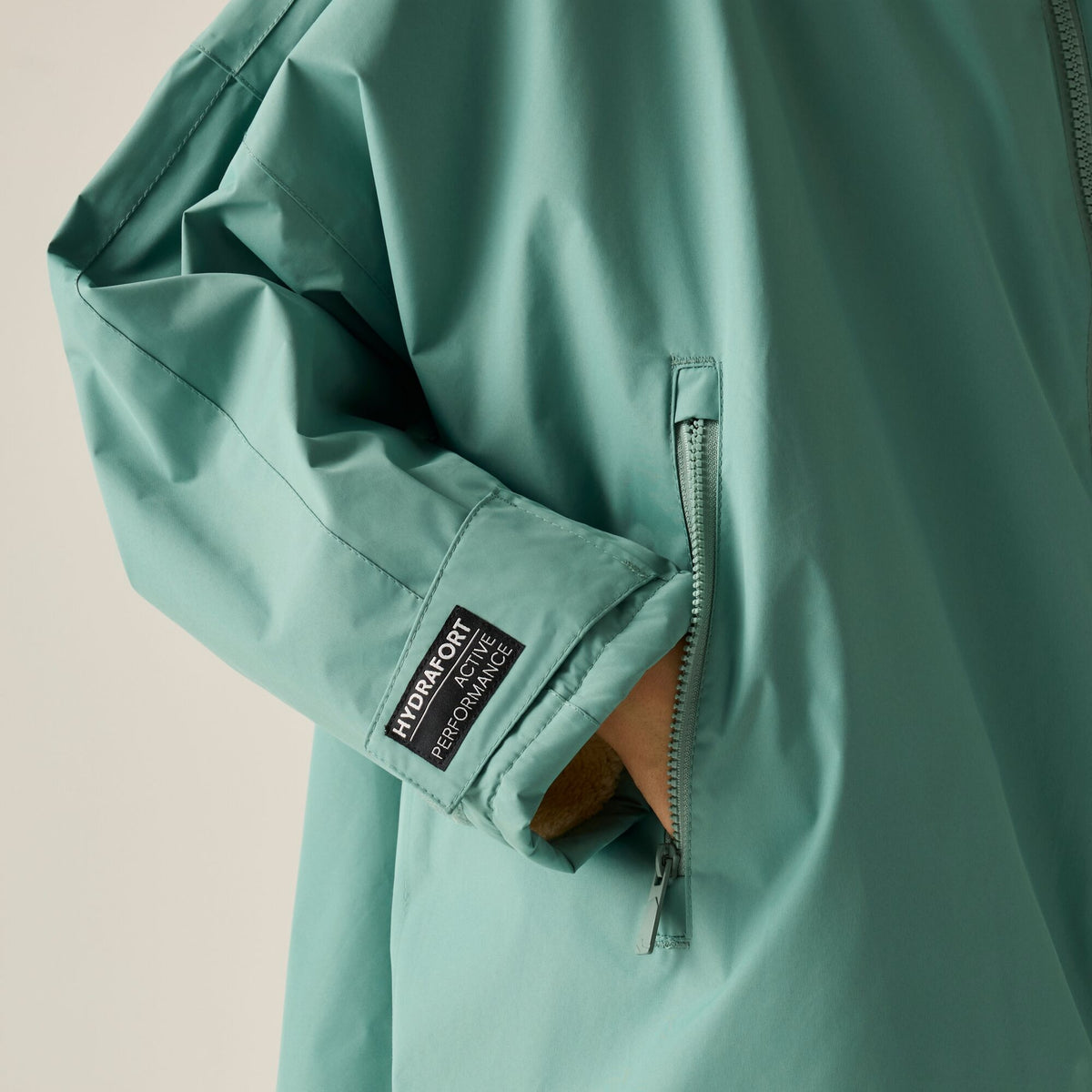 Adult's Waterproof Changing Robe | Ivy Moss