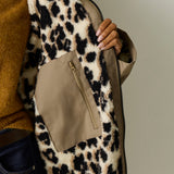 Regatta Adult's Waterproof Changing Robe | Mocha / True Leopard