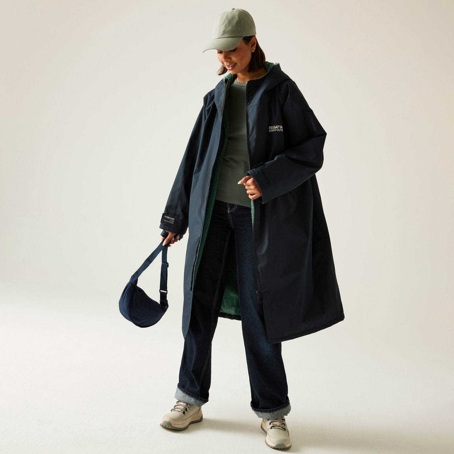 Regatta Outdoor Active Unisex Waterproof Changing Robe