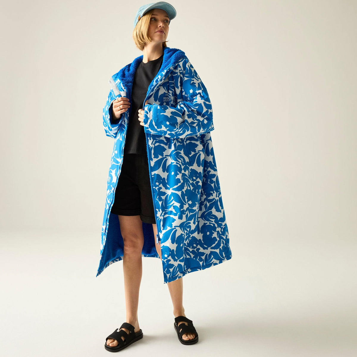 Adult's Waterproof Changing Robe Fleur Bloom Blue
