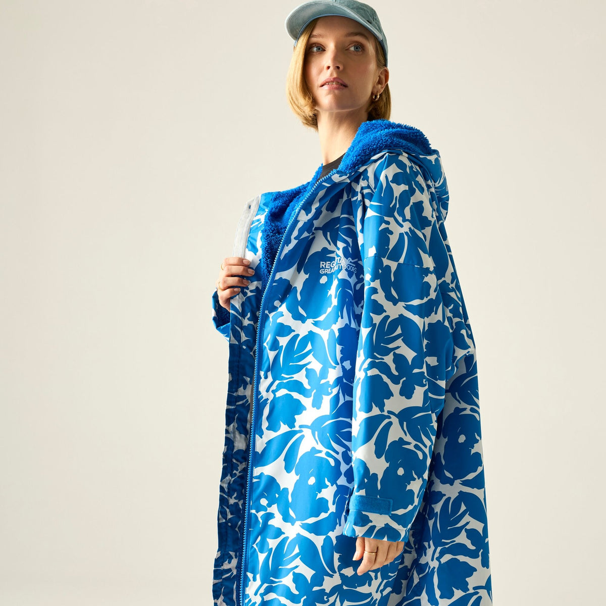 Adult's Waterproof Changing Robe Fleur Bloom Blue