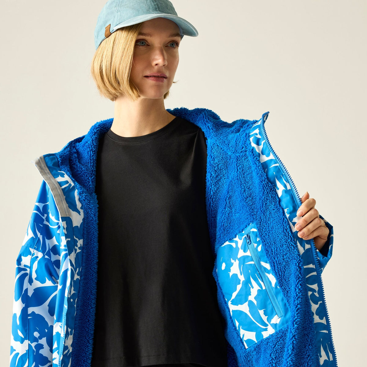 Adult's Waterproof Changing Robe Fleur Bloom Blue