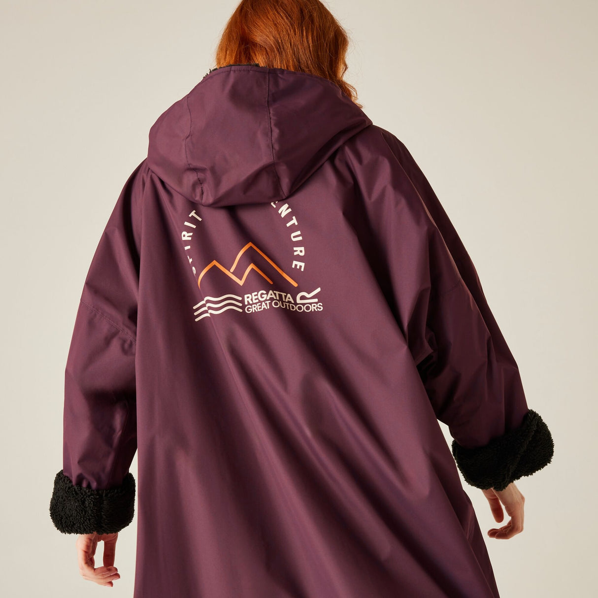 Regatta Waterproof Changing Robe - Windproof Outdoor Robe with Fleece Lining