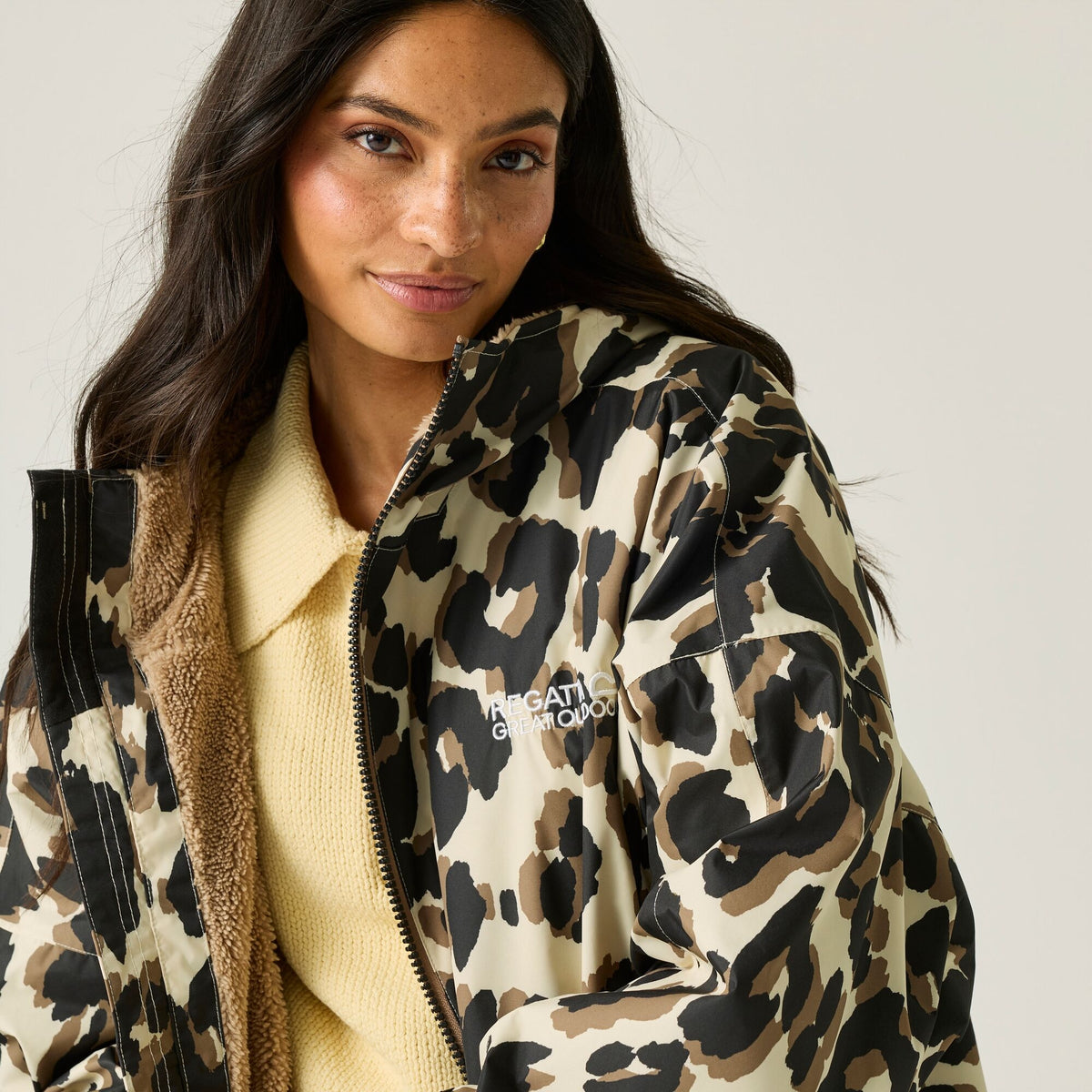 Adult's Waterproof Changing Robe Leopard Print