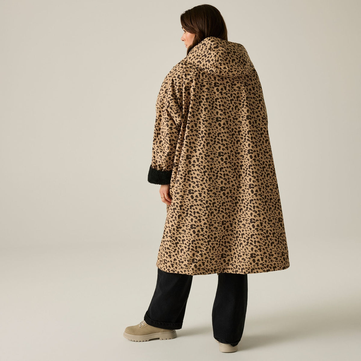 Adult's Waterproof Changing Robe | Abstract Leopard Spot