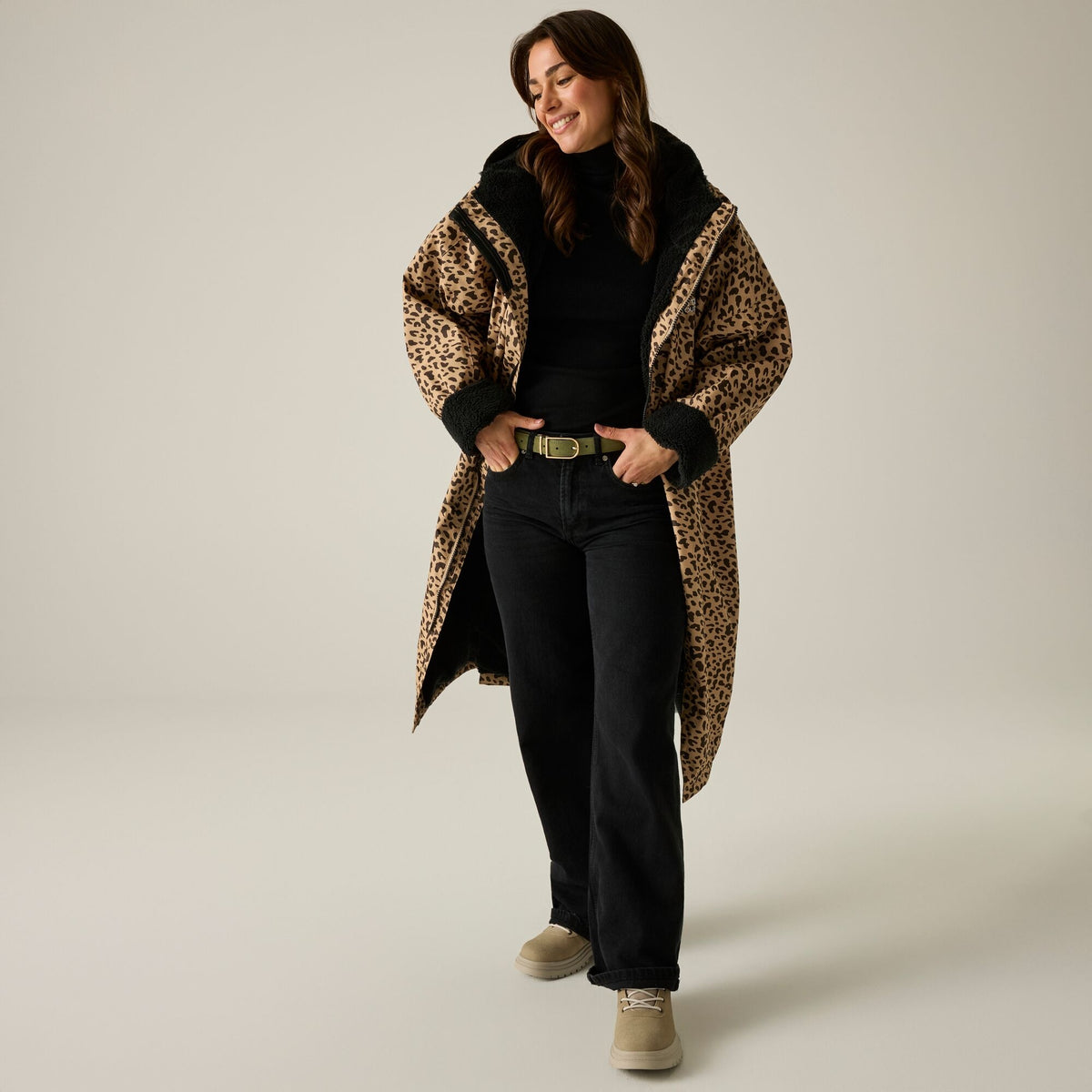 Adult's Waterproof Changing Robe | Abstract Leopard Spot